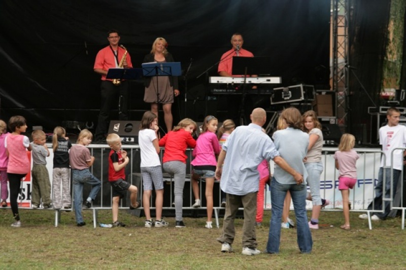 Zdjęcie w galerii na portalu naszwodzislaw.com: Kuźnia: I Festiwal Kapel Weselnych wiadomości z regionu