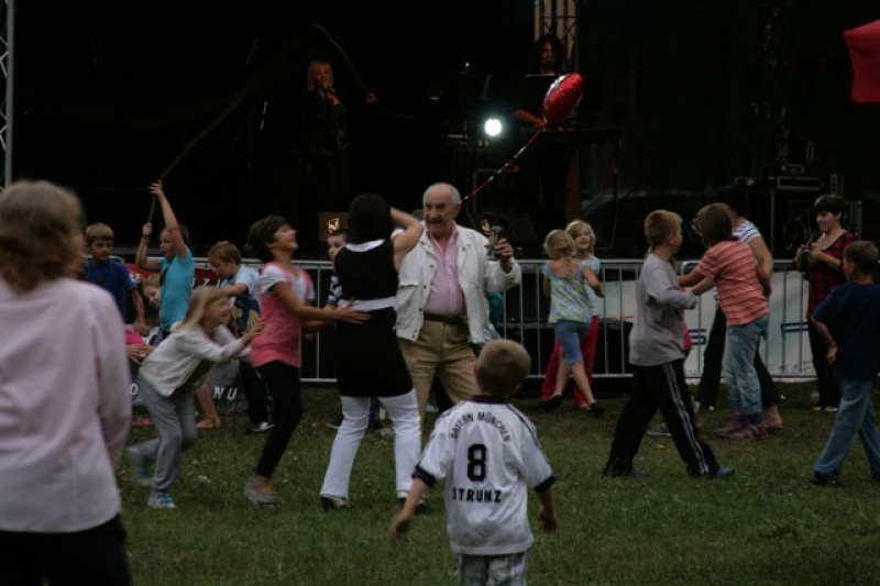 Zdjęcie w galerii na portalu naszwodzislaw.com: Kuźnia: I Festiwal Kapel Weselnych wiadomości z regionu