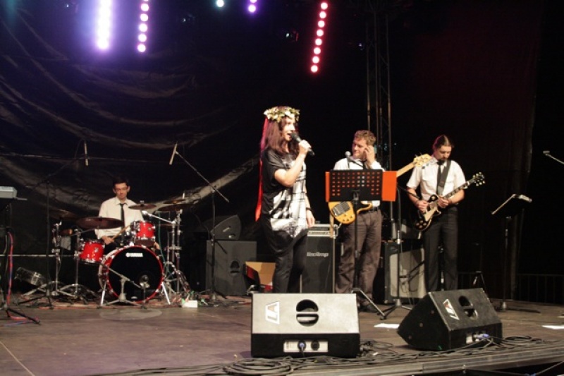 Zdjęcie w galerii na portalu naszwodzislaw.com: Kuźnia: I Festiwal Kapel Weselnych wiadomości z regionu