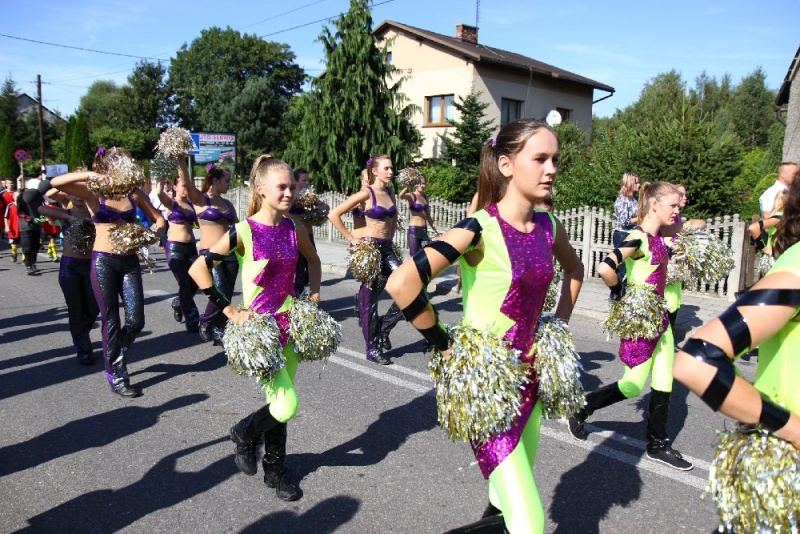 Zdjęcie w galerii na portalu naszwodzislaw.com: W Lubomi prawdziwa dożynkowa rewia wiadomości z regionu