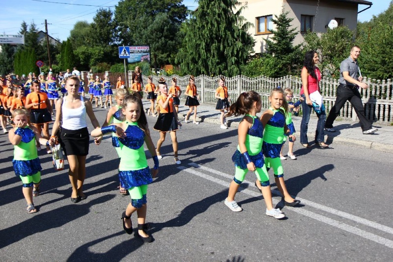 Zdjęcie w galerii na portalu naszwodzislaw.com: W Lubomi prawdziwa dożynkowa rewia wiadomości z regionu