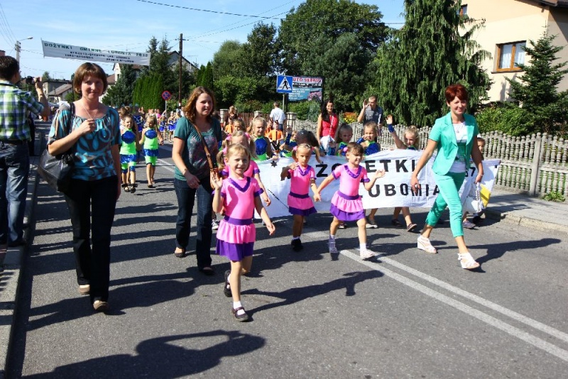 Zdjęcie w galerii na portalu naszwodzislaw.com: W Lubomi prawdziwa dożynkowa rewia wiadomości z regionu