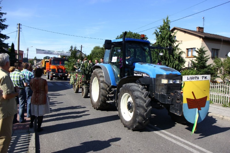 Zdjęcie w galerii na portalu naszwodzislaw.com: W Lubomi prawdziwa dożynkowa rewia wiadomości z regionu