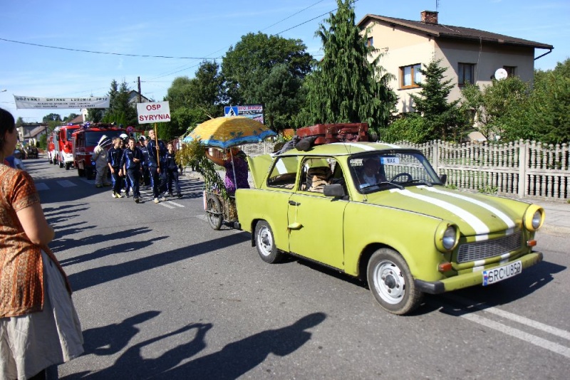 Zdjęcie w galerii na portalu naszwodzislaw.com: W Lubomi prawdziwa dożynkowa rewia wiadomości z regionu