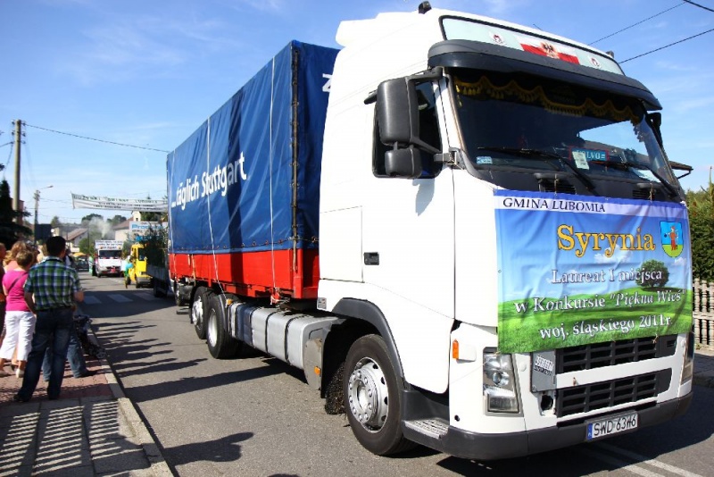 Zdjęcie w galerii na portalu naszwodzislaw.com: W Lubomi prawdziwa dożynkowa rewia wiadomości z regionu