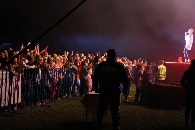 Zdjęcie w galerii na portalu naszwodzislaw.com: Wspaniały koncert Ani Wyszkoni wiadomości z regionu