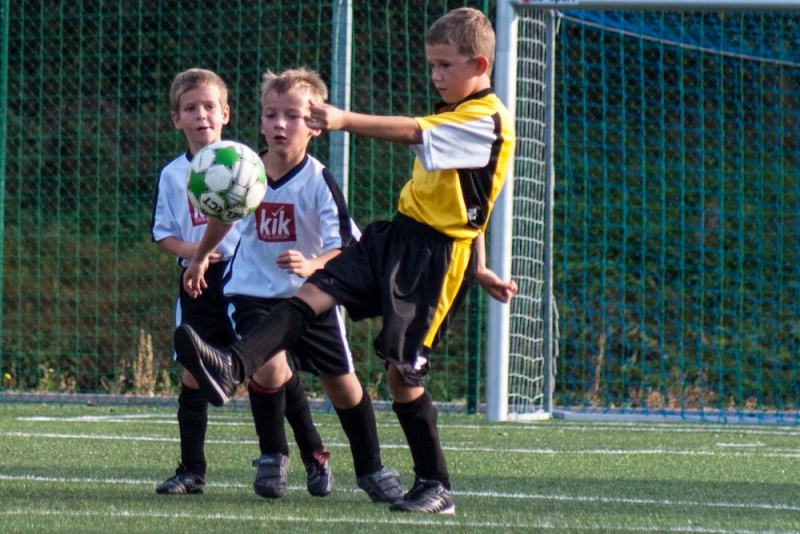 Zdjęcie w galerii na portalu naszwodzislaw.com: Przyszłość pokonała Naprzód wiadomości z regionu