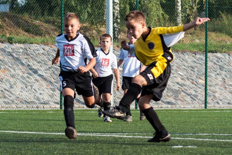 Zdjęcie w galerii na portalu naszwodzislaw.com: Przyszłość pokonała Naprzód wiadomości z regionu