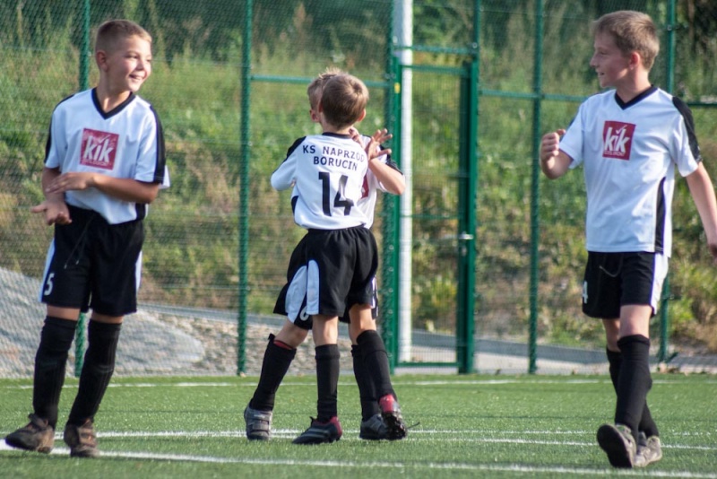 Zdjęcie w galerii na portalu naszwodzislaw.com: Przyszłość pokonała Naprzód wiadomości z regionu