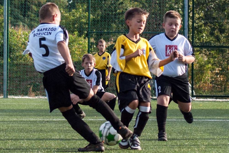 Zdjęcie w galerii na portalu naszwodzislaw.com: Przyszłość pokonała Naprzód wiadomości z regionu