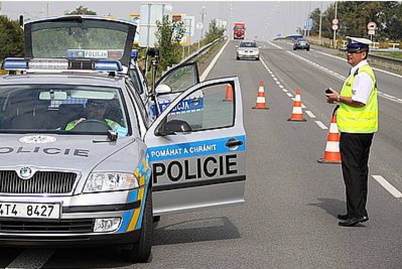 Zdjęcie w galerii na portalu naszwodzislaw.com: Bezpiecznie na drogach w pograniczu wiadomości z regionu