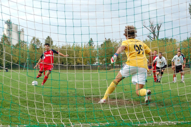 Zdjęcie w galerii na portalu naszwodzislaw.com: Pewna wygrana Rafako wiadomości z regionu