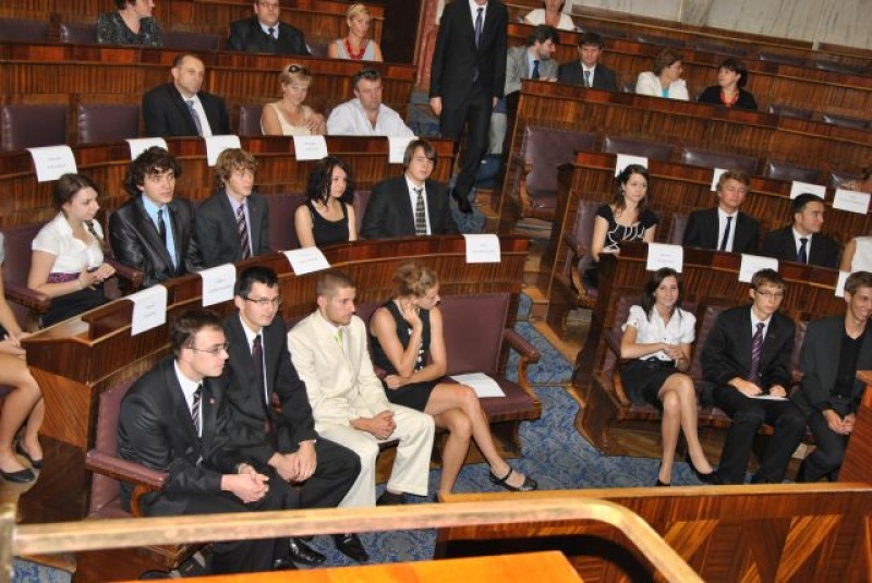 Zdjęcie w galerii na portalu naszwodzislaw.com: Adam Barteczko wśród najzdolniejszych uczniów województwa śląskiego wiadomości z regionu