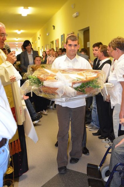 Zdjęcie w galerii na portalu naszwodzislaw.com: Otwarcie Warsztatu Terapii Zajęciowej wiadomości z regionu