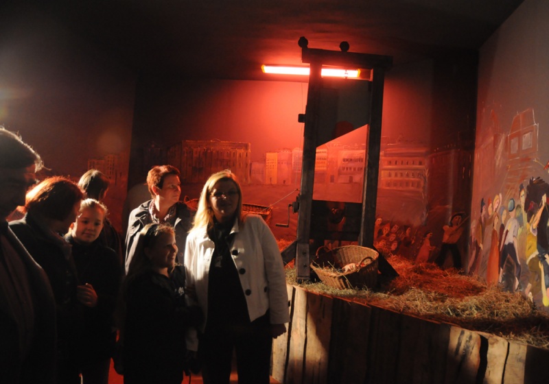 Zdjęcie w galerii na portalu naszwodzislaw.com: W muzeum horroru już straszy wiadomości z regionu