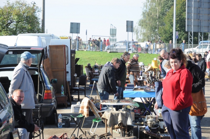 Zdjęcie w galerii na portalu naszwodzislaw.com: Rekordowy jarmark na granicy wiadomości z regionu