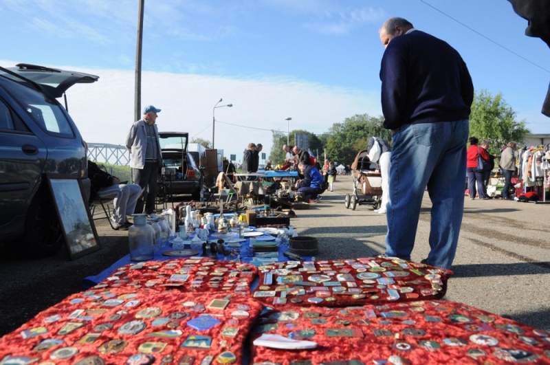 Zdjęcie w galerii na portalu naszwodzislaw.com: Rekordowy jarmark na granicy wiadomości z regionu