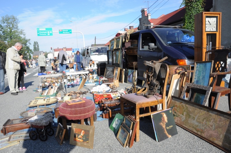 Zdjęcie w galerii na portalu naszwodzislaw.com: Rekordowy jarmark na granicy wiadomości z regionu