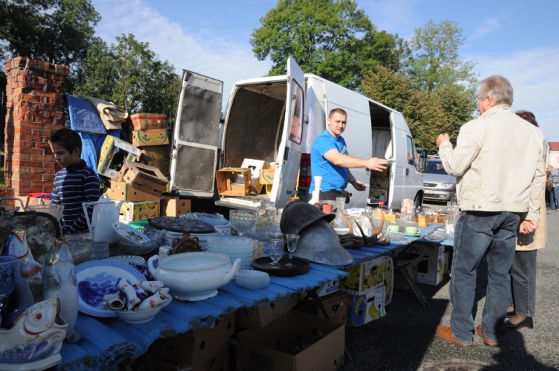 Zdjęcie w galerii na portalu naszwodzislaw.com: Rekordowy jarmark na granicy wiadomości z regionu