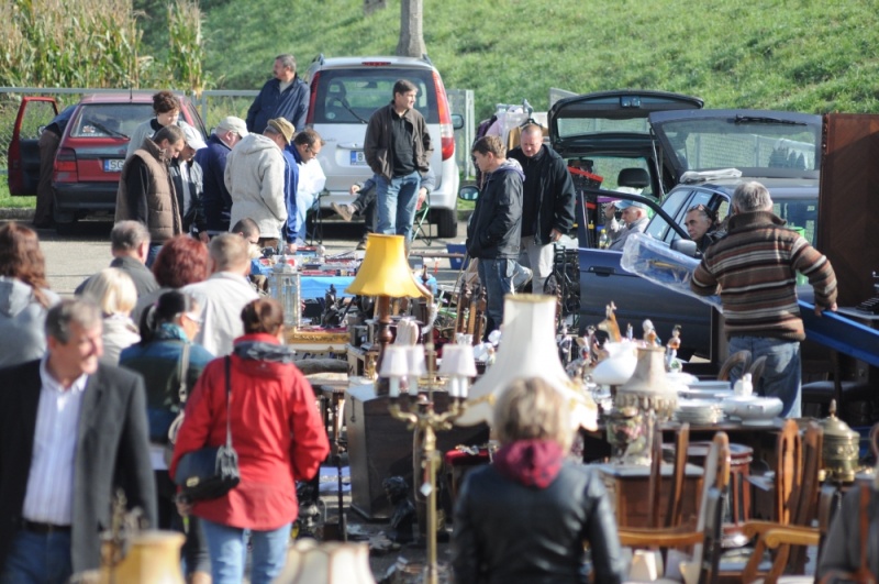 Zdjęcie w galerii na portalu naszwodzislaw.com: Rekordowy jarmark na granicy wiadomości z regionu