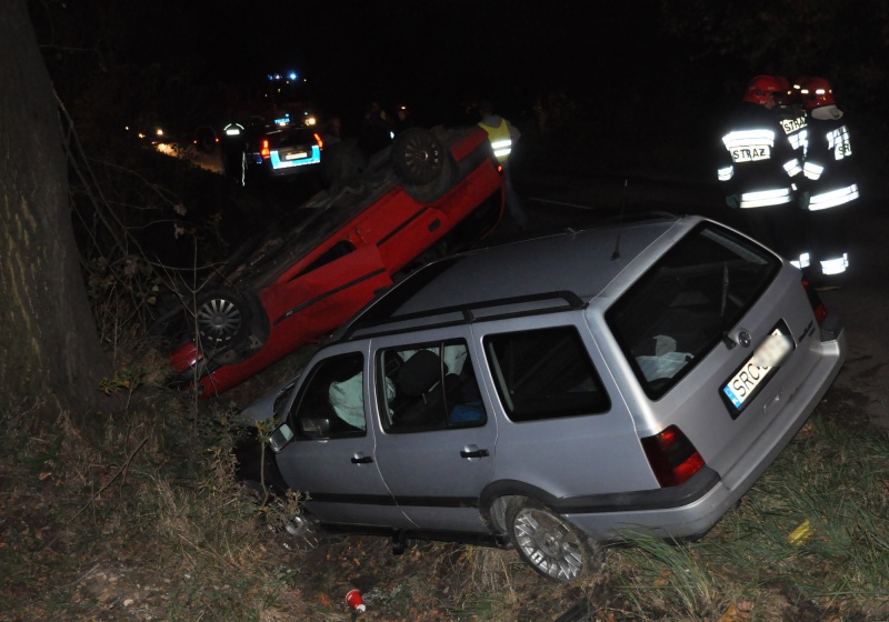 Zdjęcie w galerii na portalu naszwodzislaw.com: Zderzenie dwóch aut przed Lubomią wiadomości z regionu