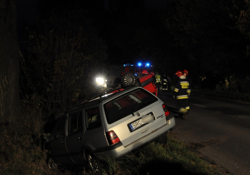 Zdjęcie w galerii na portalu naszwodzislaw.com: Zderzenie dwóch aut przed Lubomią wiadomości z regionu