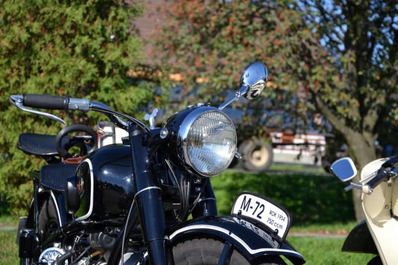 Zdjęcie w galerii na portalu naszwodzislaw.com: Oldtimery żegnają sezon wiadomości z regionu