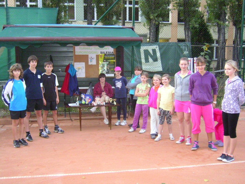 Zdjęcie w galerii na portalu naszwodzislaw.com: Puchary pojechały do Lubomi wiadomości z regionu