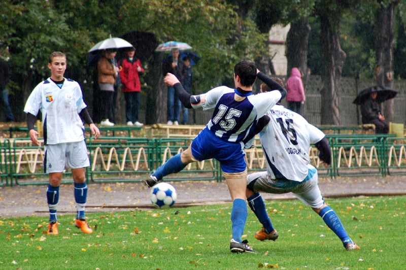 Zdjęcie w galerii na portalu naszwodzislaw.com: Deszczowa kanonada Odry wiadomości z regionu