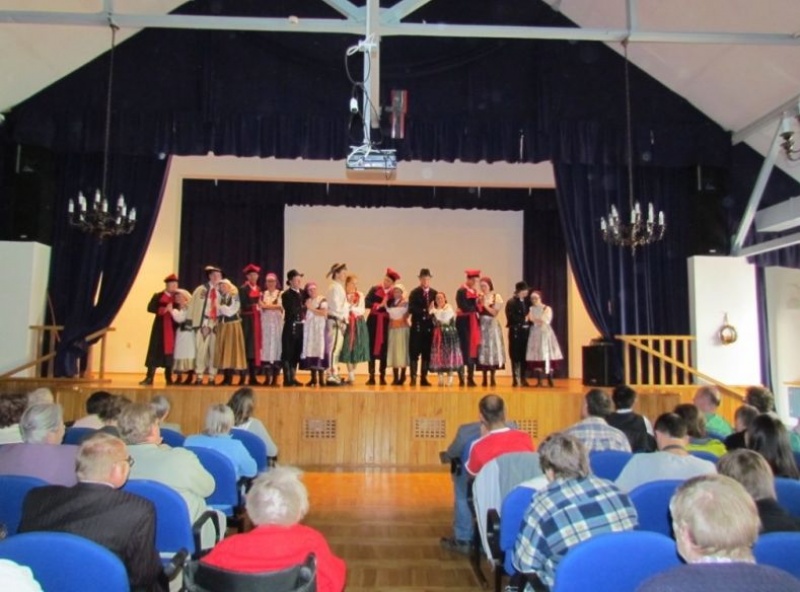 Zdjęcie w galerii na portalu naszwodzislaw.com: Mazowiacy dali koncert w DPS w Gorzycach wiadomości z regionu