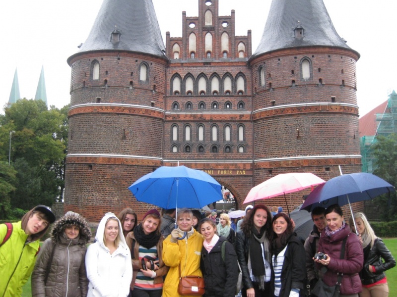 Zdjęcie w galerii na portalu naszwodzislaw.com: Rewizyta licealistów ze Skalnej w Hamburgu wiadomości z regionu