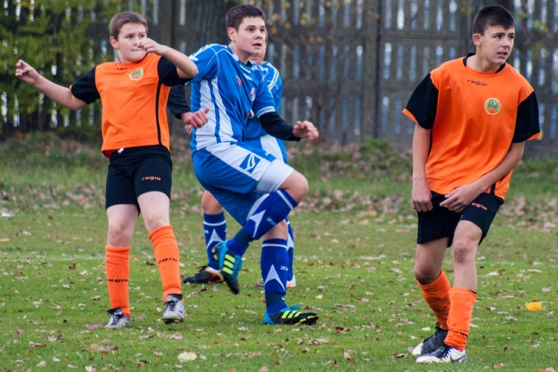 Zdjęcie w galerii na portalu naszwodzislaw.com: Gosław Jedłownik rozbił trampkarzy Owsiszcz wiadomości z regionu