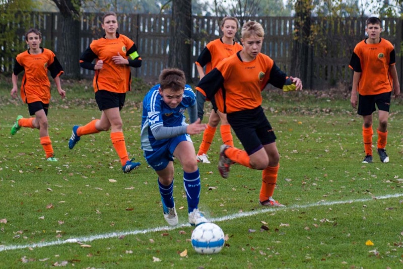 Zdjęcie w galerii na portalu naszwodzislaw.com: Gosław Jedłownik rozbił trampkarzy Owsiszcz wiadomości z regionu