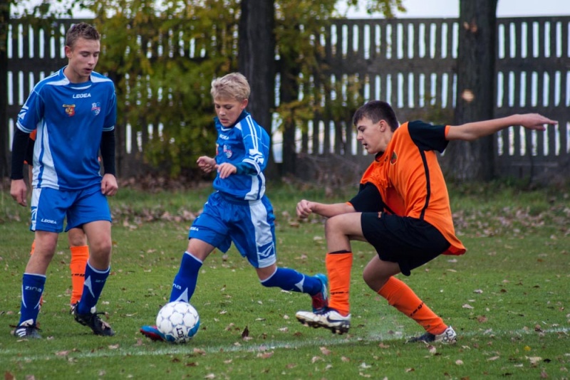 Zdjęcie w galerii na portalu naszwodzislaw.com: Gosław Jedłownik rozbił trampkarzy Owsiszcz wiadomości z regionu