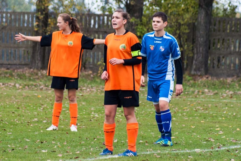 Zdjęcie w galerii na portalu naszwodzislaw.com: Gosław Jedłownik rozbił trampkarzy Owsiszcz wiadomości z regionu