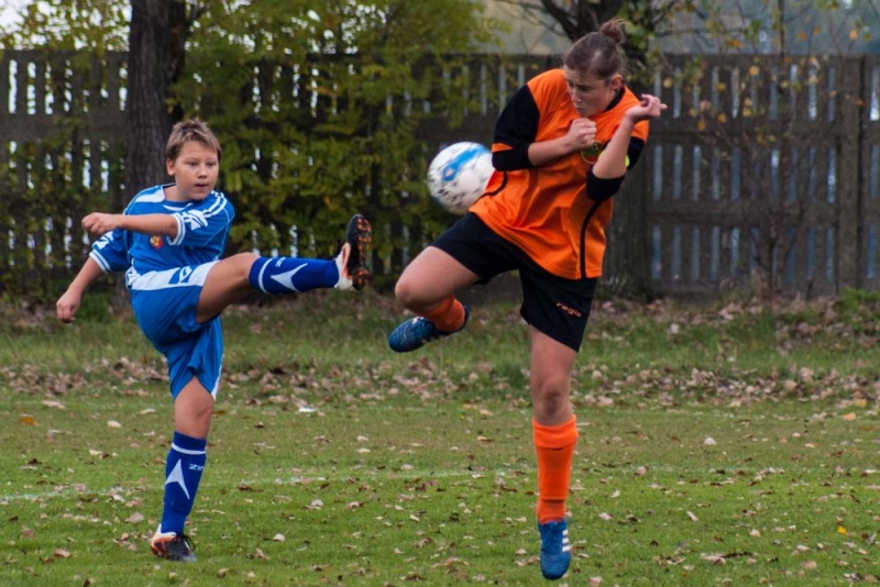 Zdjęcie w galerii na portalu naszwodzislaw.com: Gosław Jedłownik rozbił trampkarzy Owsiszcz wiadomości z regionu