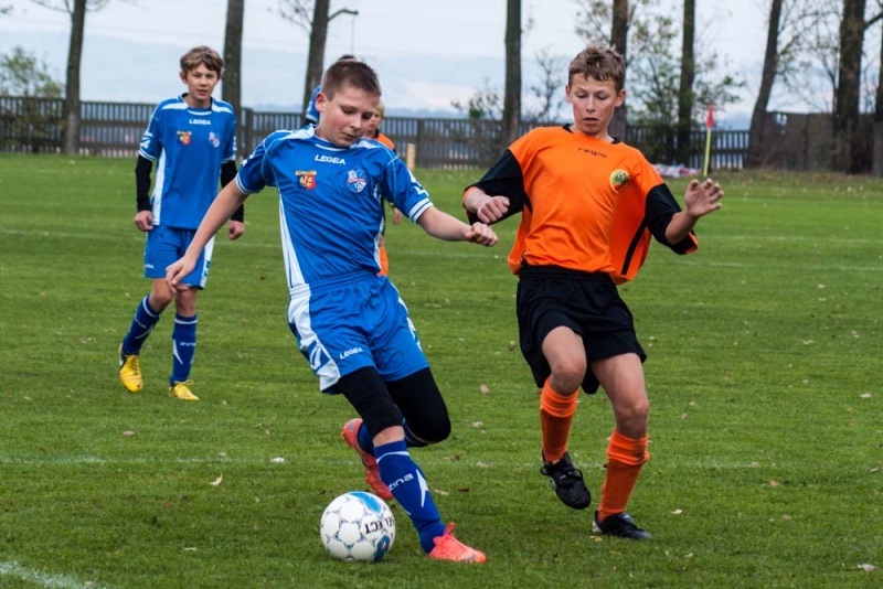 Zdjęcie w galerii na portalu naszwodzislaw.com: Gosław Jedłownik rozbił trampkarzy Owsiszcz wiadomości z regionu