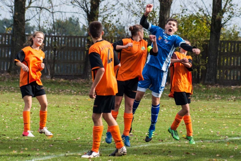 Zdjęcie w galerii na portalu naszwodzislaw.com: Gosław Jedłownik rozbił trampkarzy Owsiszcz wiadomości z regionu