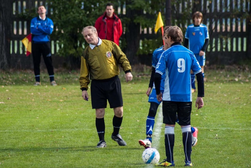 Zdjęcie w galerii na portalu naszwodzislaw.com: Gosław Jedłownik rozbił trampkarzy Owsiszcz wiadomości z regionu