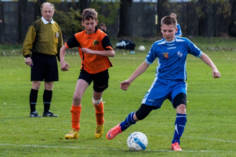 Zdjęcie w galerii na portalu naszwodzislaw.com: Gosław Jedłownik rozbił trampkarzy Owsiszcz wiadomości z regionu