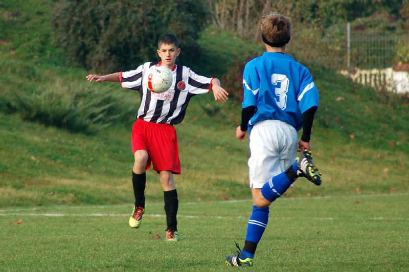 Zdjęcie w galerii na portalu naszwodzislaw.com: Naprzód Czyżowice rozgromił Unię wiadomości z regionu