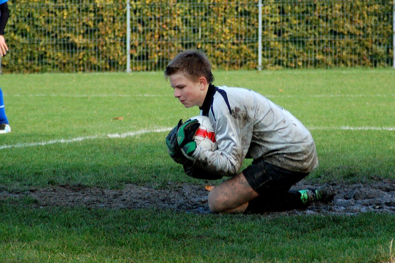 Zdjęcie w galerii na portalu naszwodzislaw.com: Naprzód Czyżowice rozgromił Unię wiadomości z regionu