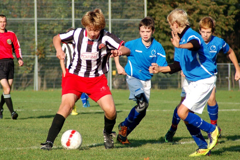 Zdjęcie w galerii na portalu naszwodzislaw.com: Naprzód Czyżowice rozgromił Unię wiadomości z regionu