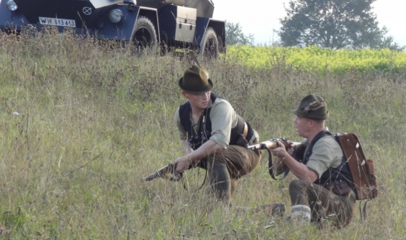 Zdjęcie w galerii na portalu naszwodzislaw.com: Wehrmacht zaatakował przy grobie bordynowskiej pani wiadomości z regionu