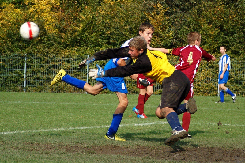 Zdjęcie w galerii na portalu naszwodzislaw.com: Grad goli strzelonych przez Gorzyce wiadomości z regionu