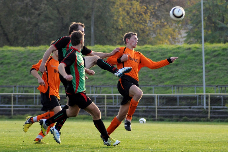 Zdjęcie w galerii na portalu naszwodzislaw.com: Rafako wyrwało remis Płomieniowi wiadomości z regionu