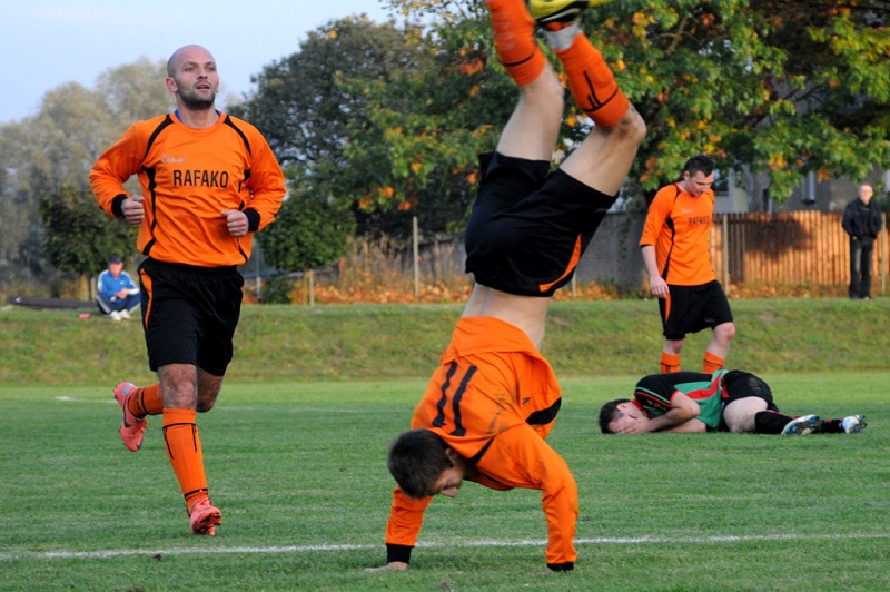 Zdjęcie w galerii na portalu naszwodzislaw.com: Rafako wyrwało remis Płomieniowi wiadomości z regionu