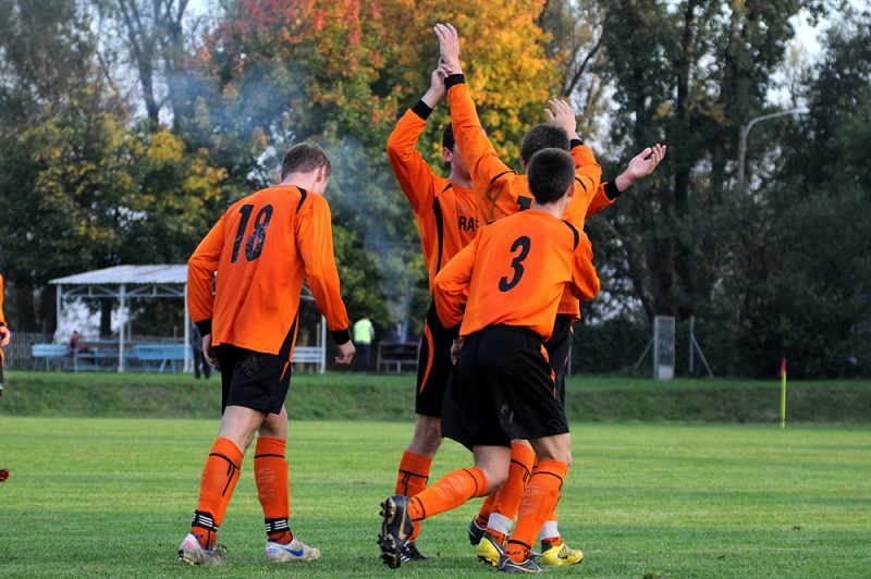 Zdjęcie w galerii na portalu naszwodzislaw.com: Rafako wyrwało remis Płomieniowi wiadomości z regionu