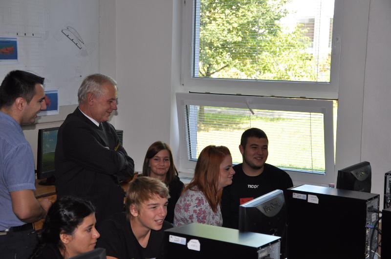 Zdjęcie w galerii na portalu naszwodzislaw.com: Przyszłość staje się teraźniejszością wiadomości z regionu