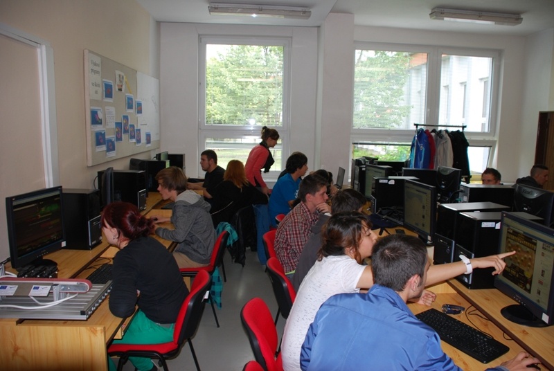 Zdjęcie w galerii na portalu naszwodzislaw.com: Przyszłość staje się teraźniejszością wiadomości z regionu